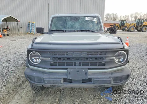 2022 Ford Bronco Base z USA, uszkodzony, nr VIN 1FMDE5AP3NLB64727